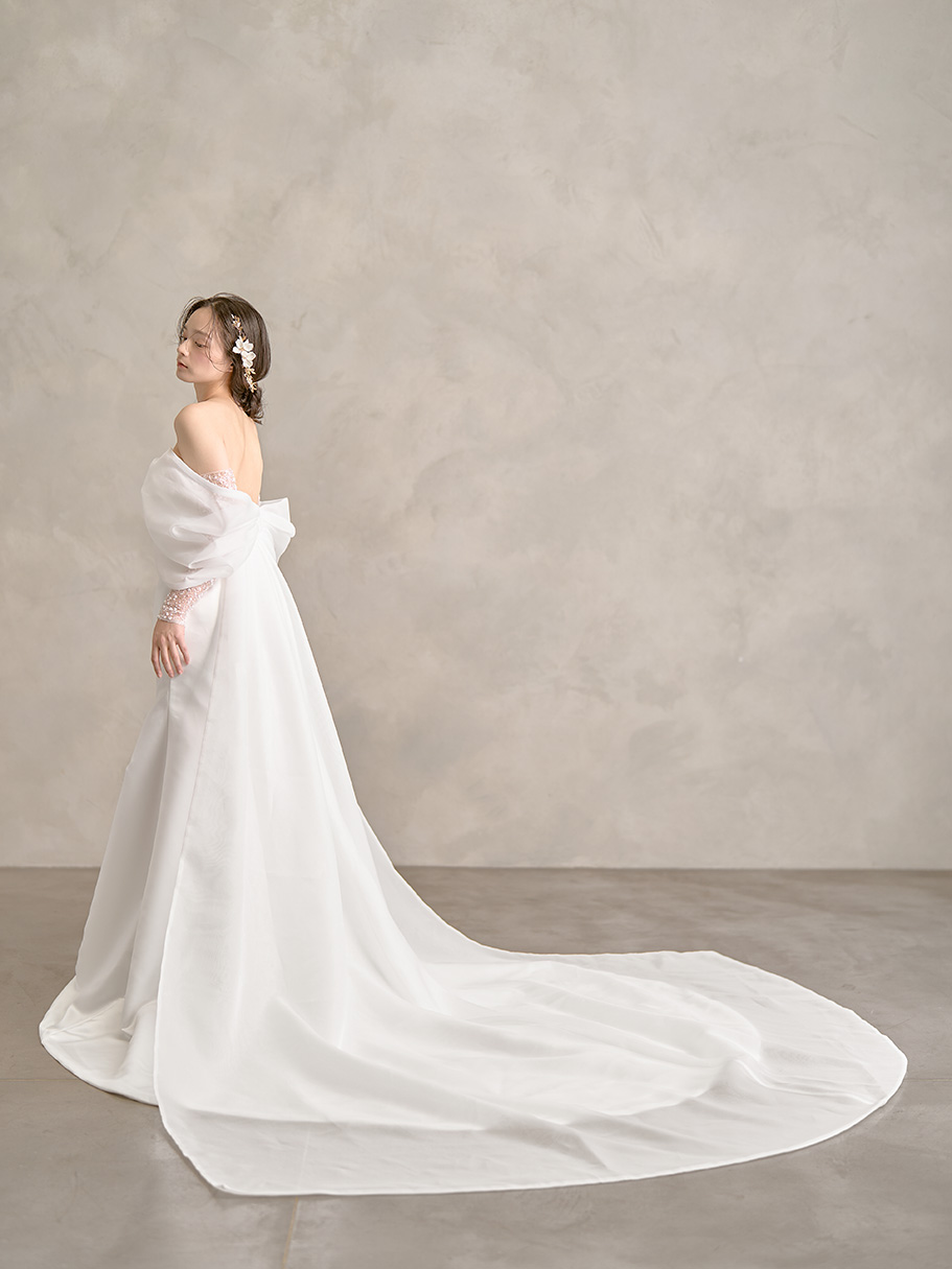 Resort Collection by BRIDARIUM MUE Peony ‐ ピオニー -