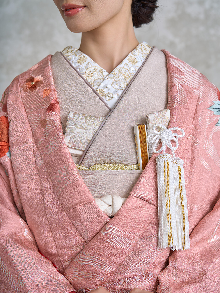 色打掛 香華流水文 - きょうかりゅうすいもん -