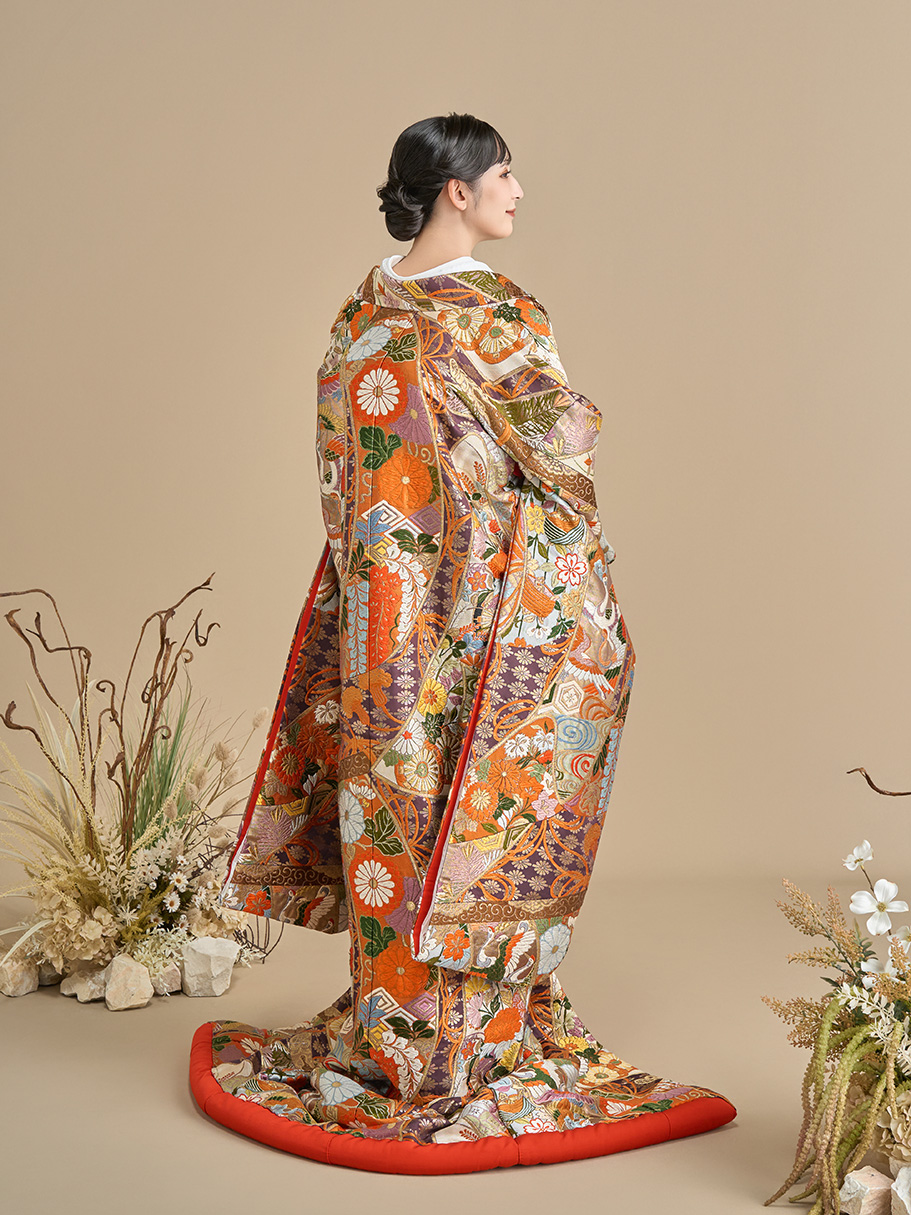 色打掛 吉祥能衣几帳文(きっしょうのういきちょうもん)