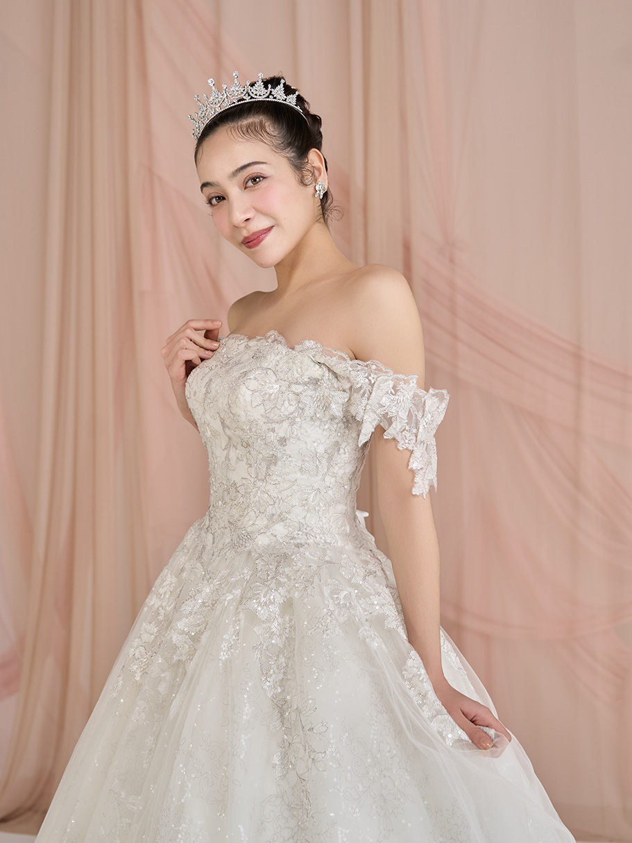 WEDDING DRESS(ウェディングドレス)Ref.3116