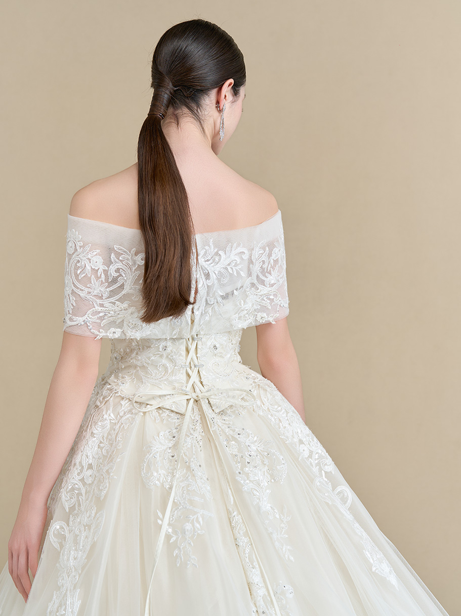 WEDDING DRESS(ウェディングドレス)Ref.3642
