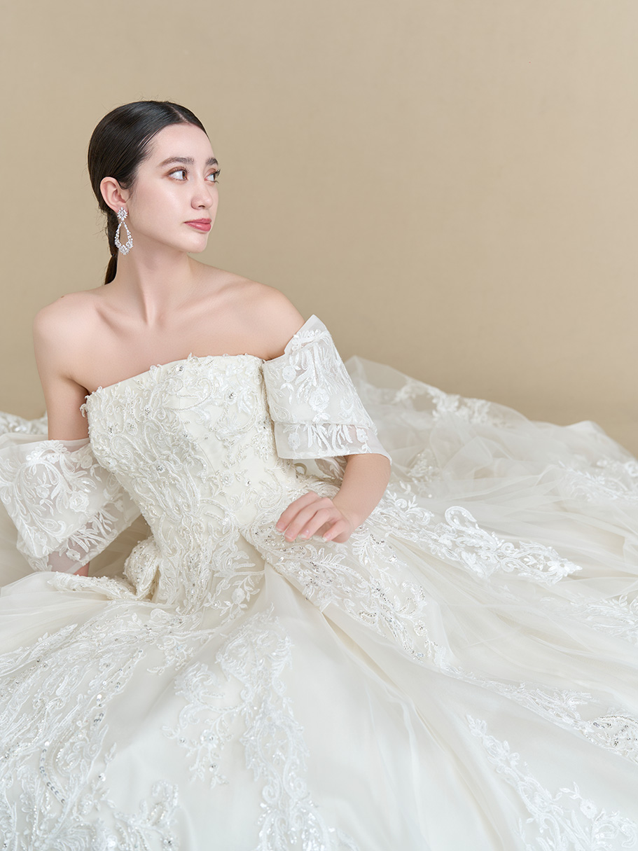 WEDDING DRESS(ウェディングドレス)Ref.3642