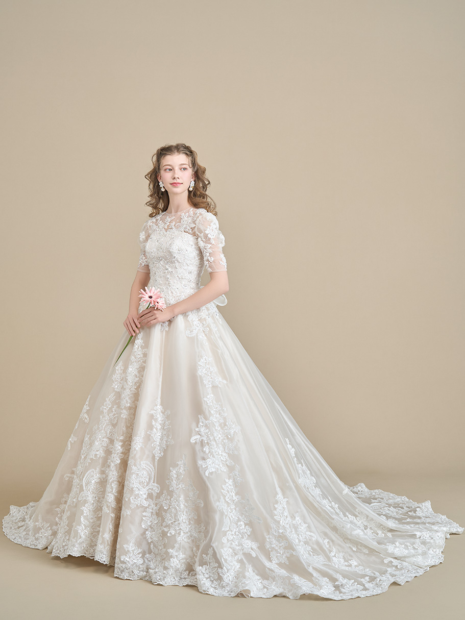 WEDDING DRESS(ウェディングドレス)Ref.3645