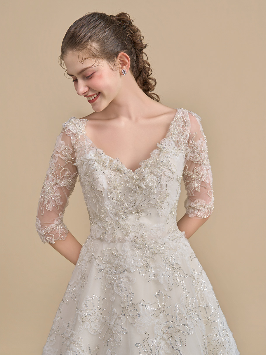 WEDDING DRESS(ウェディングドレス)Ref.3654