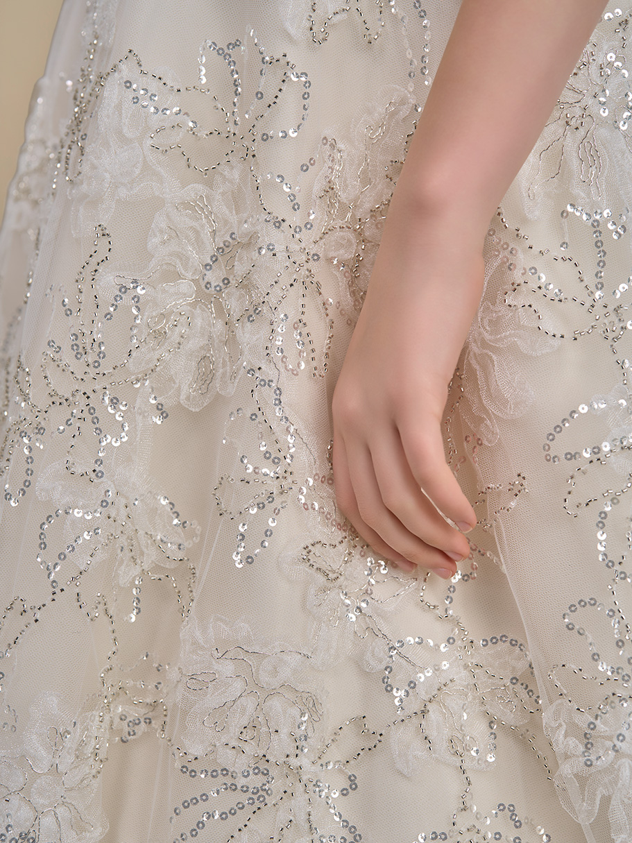 WEDDING DRESS(ウェディングドレス)Ref.3654