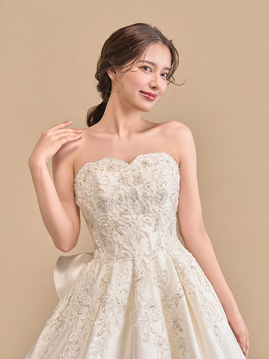 WEDDING DRESS(ウェディングドレス)Ref.3658