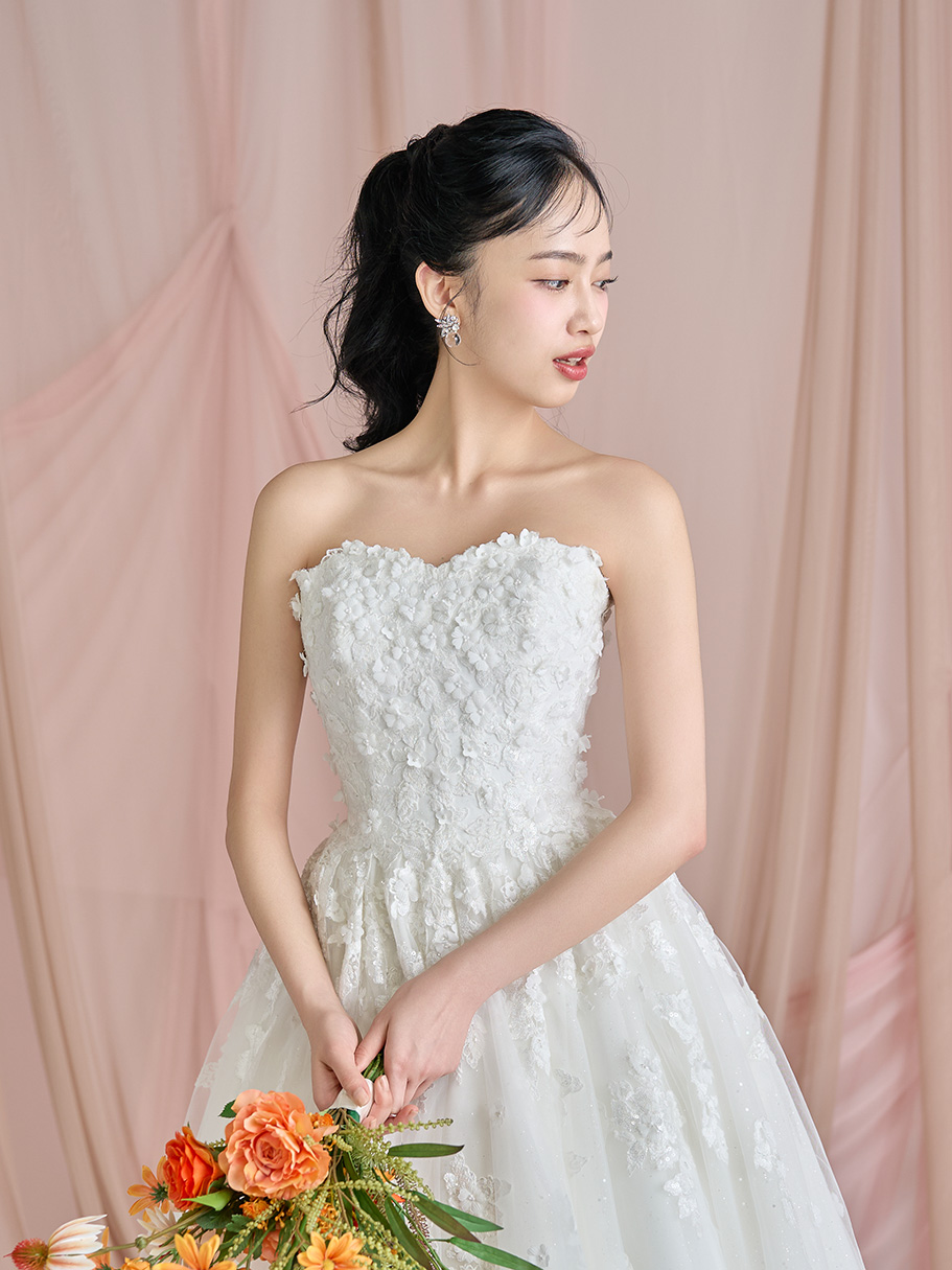 WEDDING DRESS(ウェディングドレス)Ref.3697