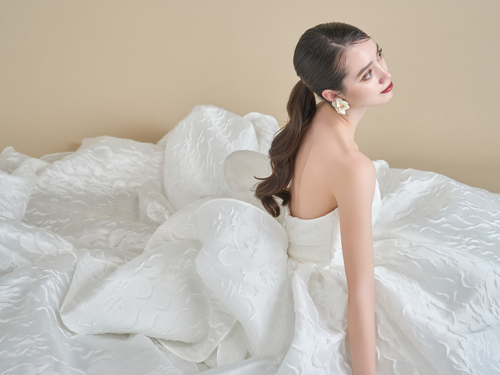 WEDDING DRESS(ウェディングドレス)Ref.3738