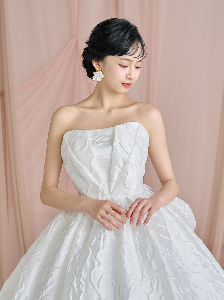WEDDING DRESS(ウェディングドレス)Ref.3738