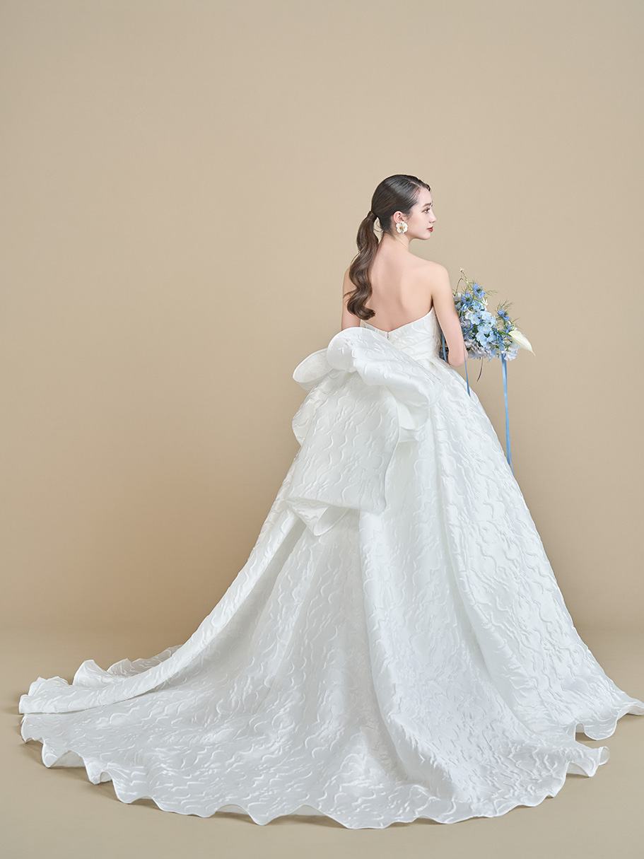 WEDDING DRESS(ウェディングドレス)Ref.3738