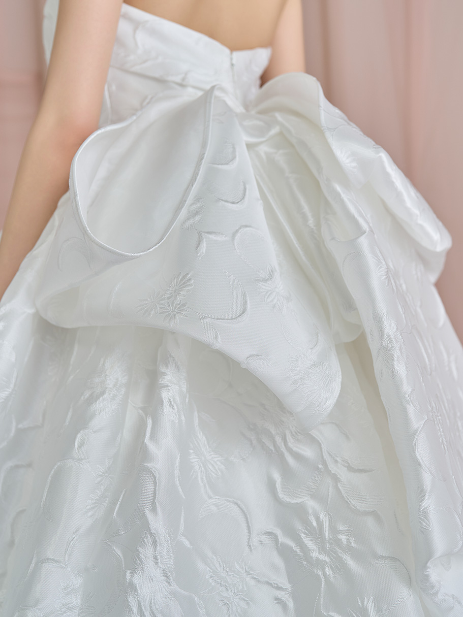 WEDDING DRESS(ウェディングドレス)Ref.3738