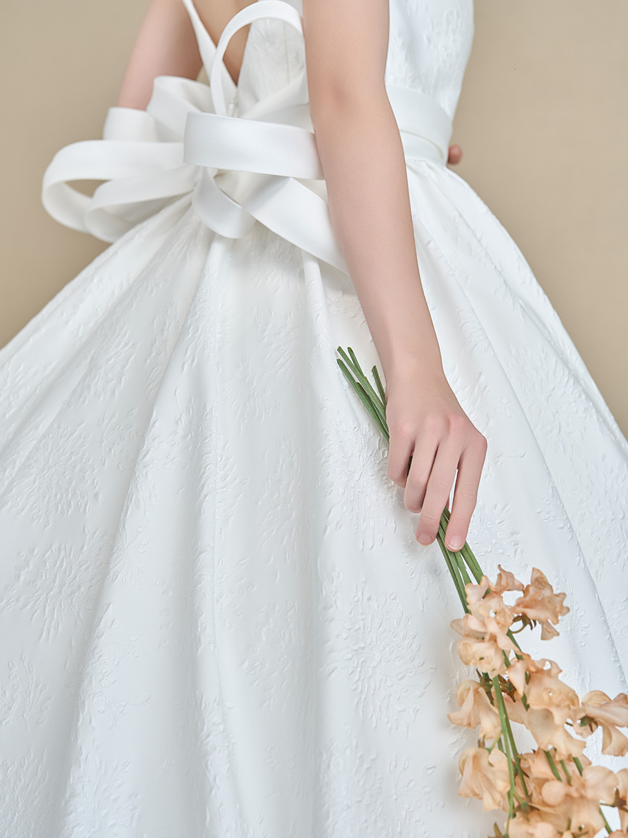 WEDDING DRESS(ウェディングドレス)Ref.3739