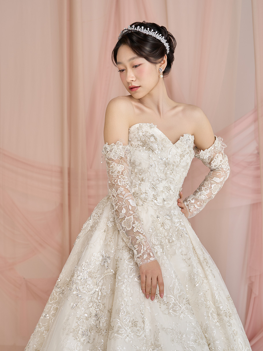 WEDDING DRESS(ウェディングドレス)Ref.3741