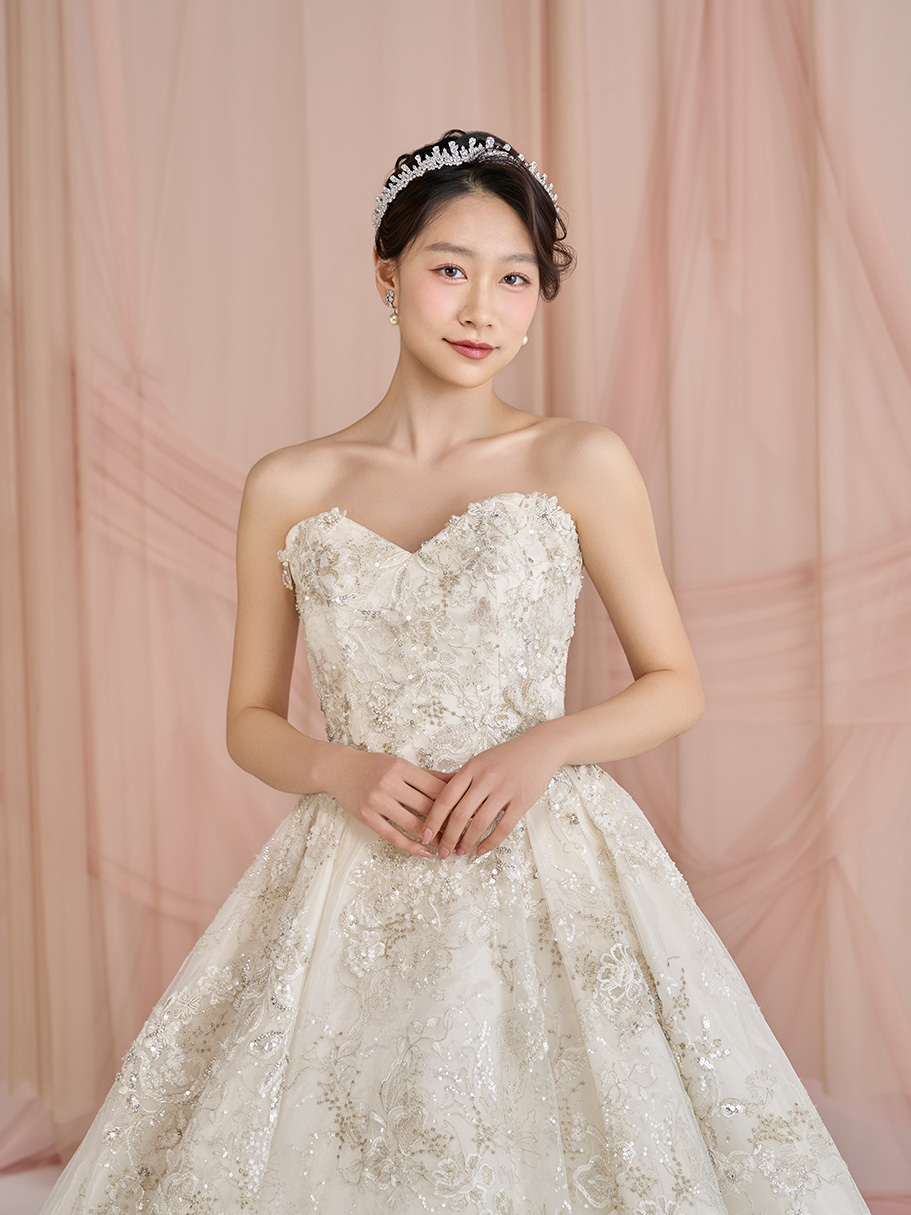 WEDDING DRESS(ウェディングドレス)Ref.3741