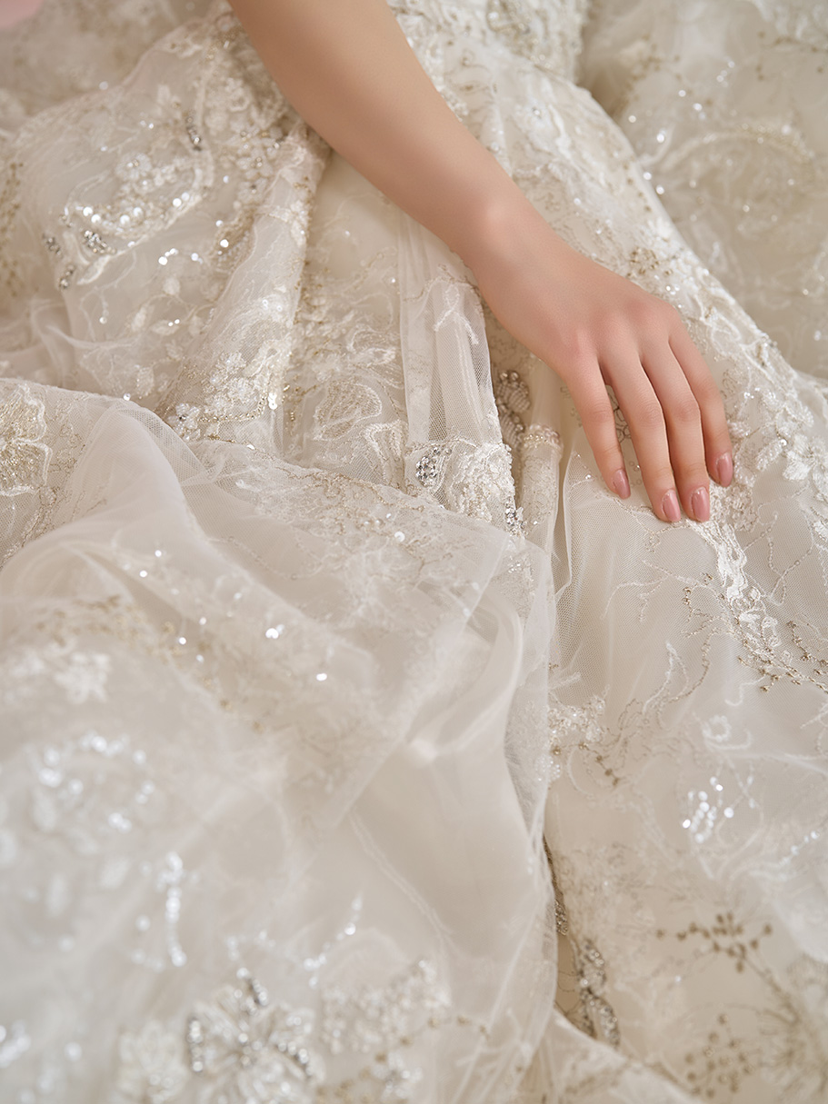 WEDDING DRESS(ウェディングドレス)Ref.3741