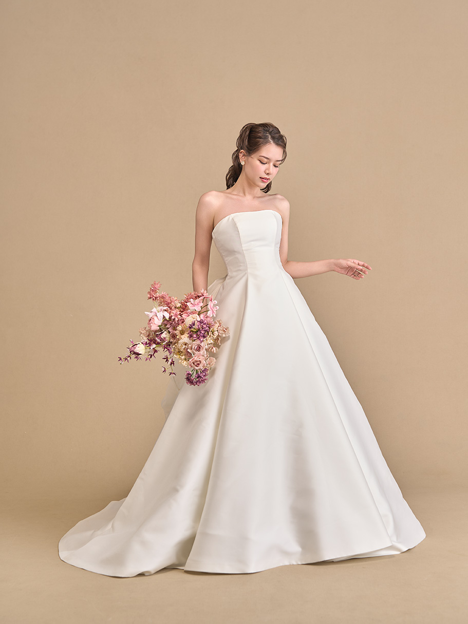 WEDDING DRESS(ウェディングドレス)Ref.3751