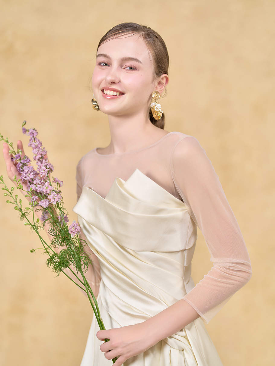 WEDDING DRESS(ウェディングドレス)Adelina - アデリナ -