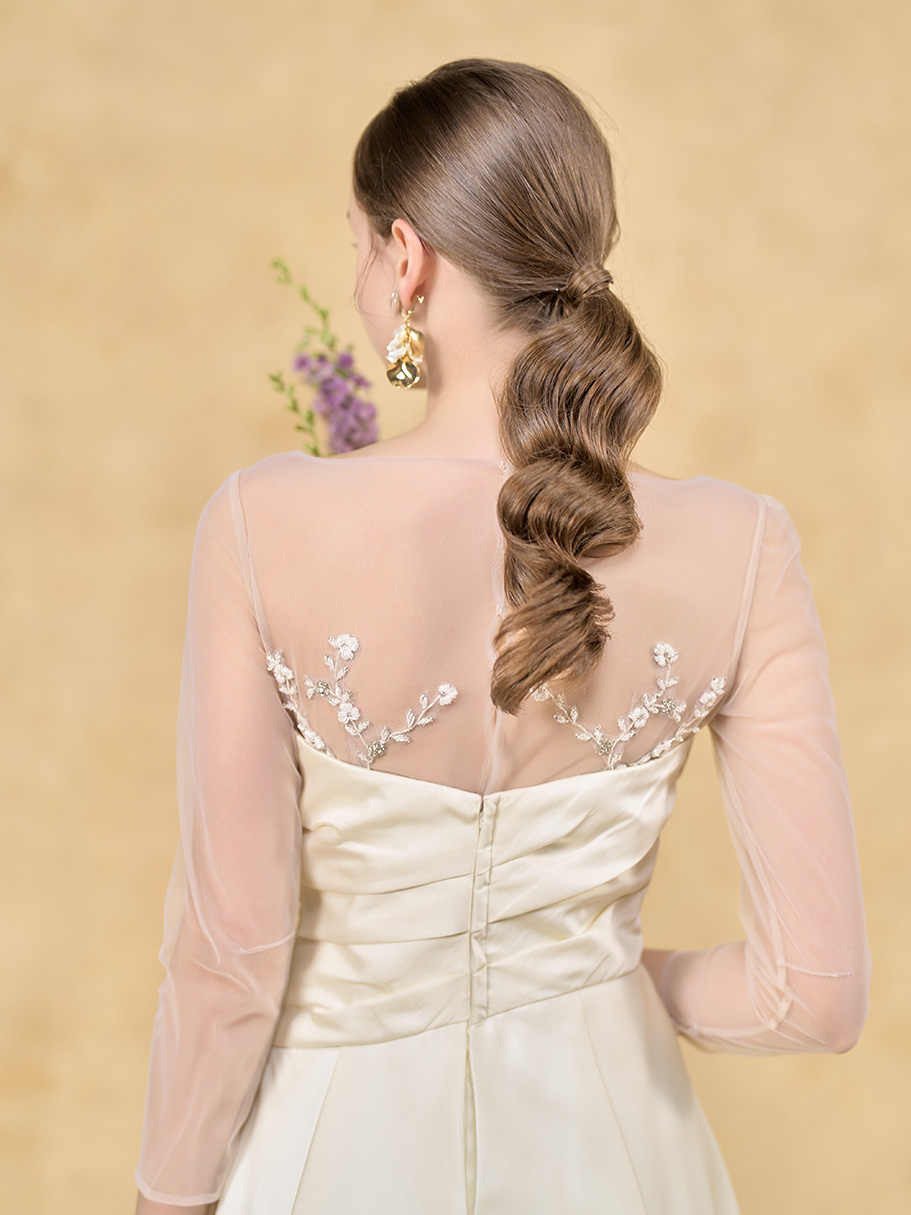 WEDDING DRESS(ウェディングドレス)Adelina - アデリナ -