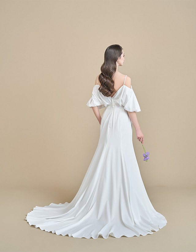 WEDDING DRESS（ウエディングドレス） Ref.3647