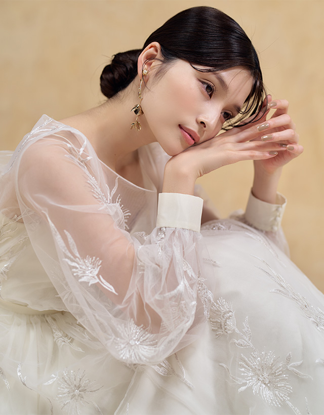 WEDDING DRESS（ウエディングドレス） Aura - アウラ -