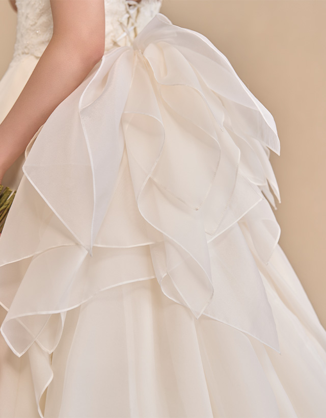 WEDDING DRESS（ウエディングドレス） Mona - モナ -