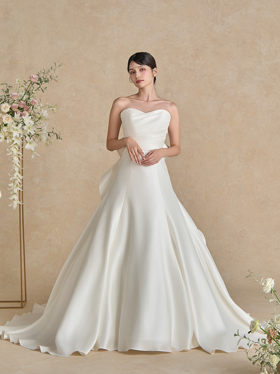 WEDDING DRESS(ウェディングドレス)Carillon - カリヨン -