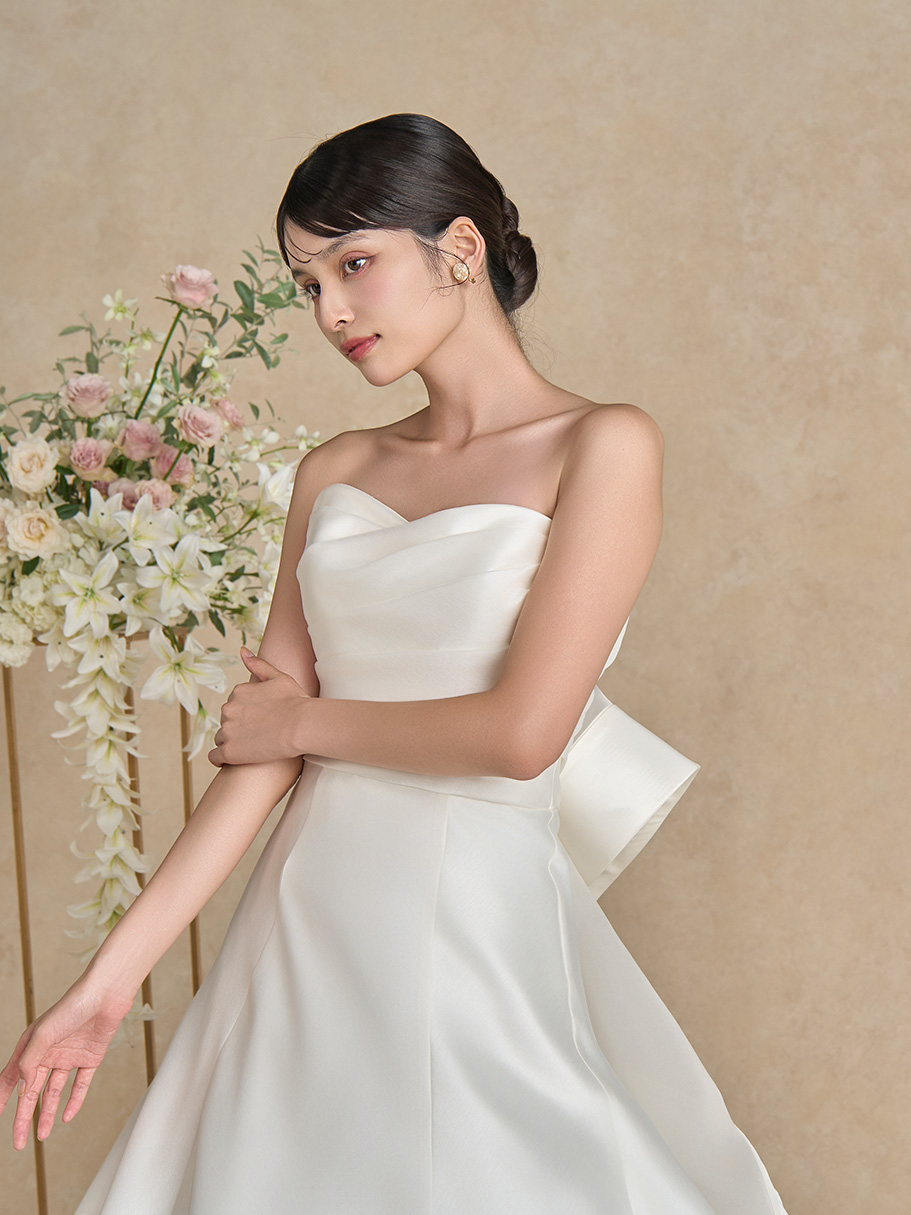 WEDDING DRESS(ウェディングドレス)Carillon - カリヨン -