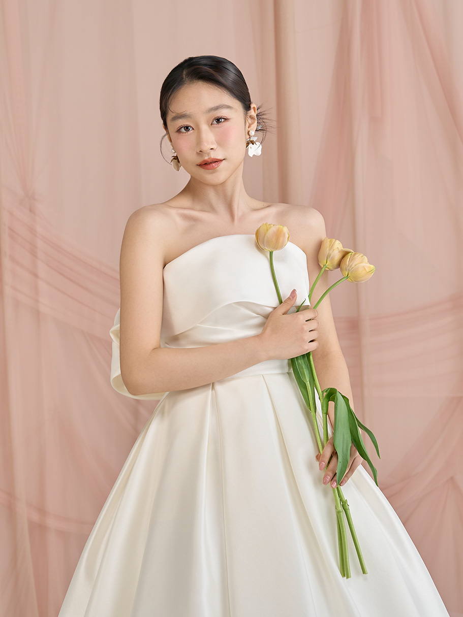 WEDDING DRESS(ウェディングドレス)Charme - シャルム -