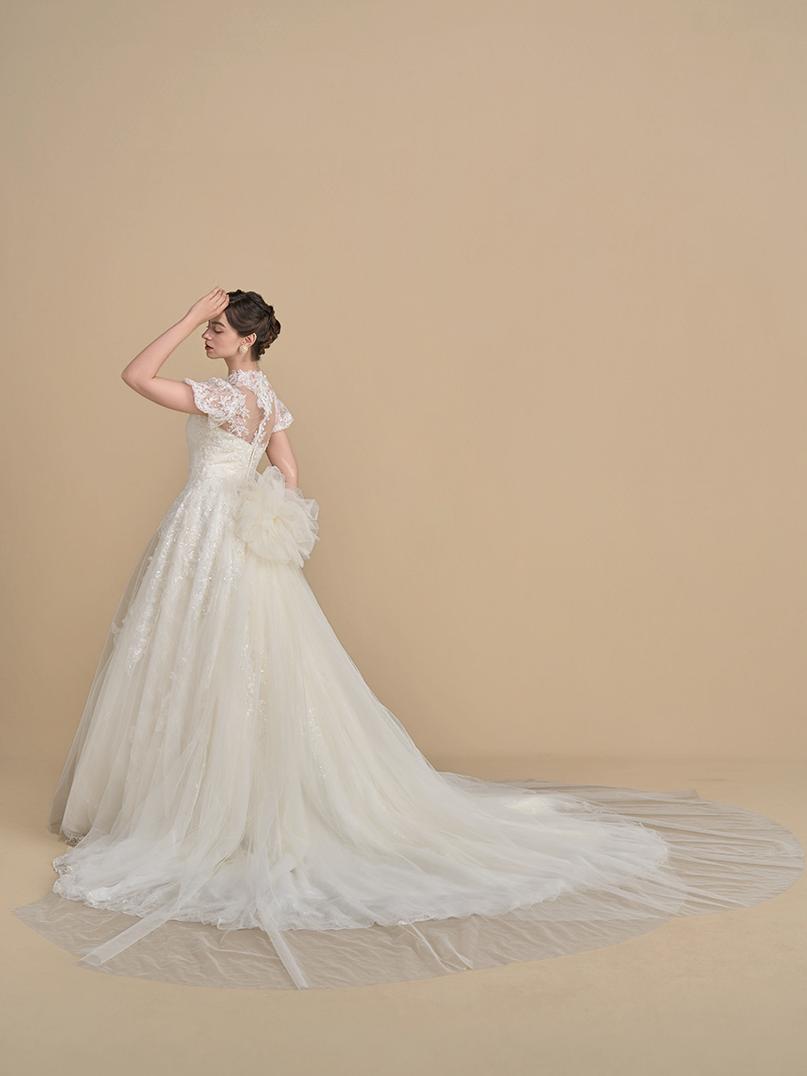 WEDDING DRESS(ウェディングドレス)Clara - クララ -