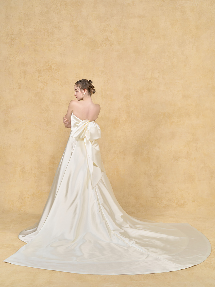 WEDDING DRESS(ウェディングドレス)Edel - エーデル -