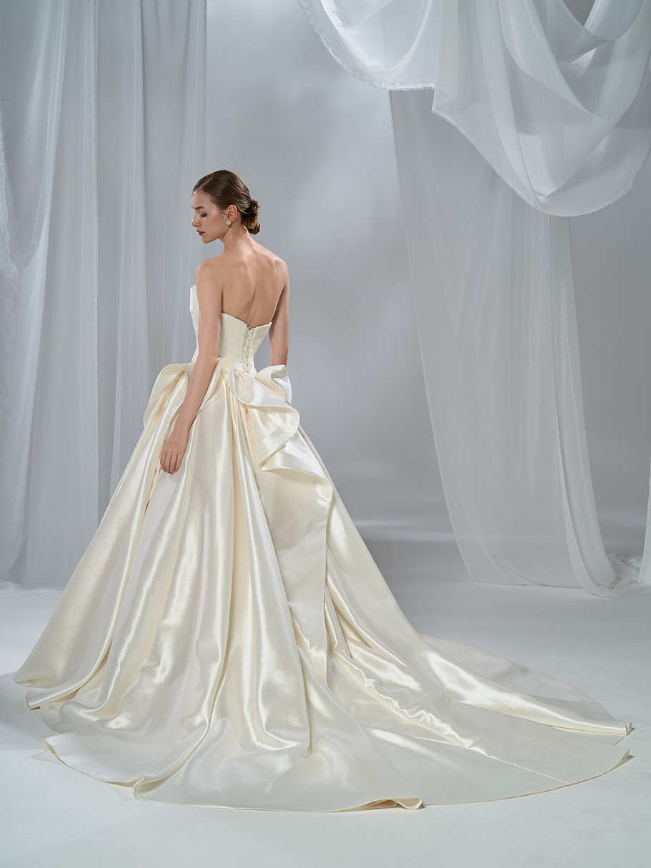 WEDDING DRESS(ウェディングドレス)Fala - ファラ -