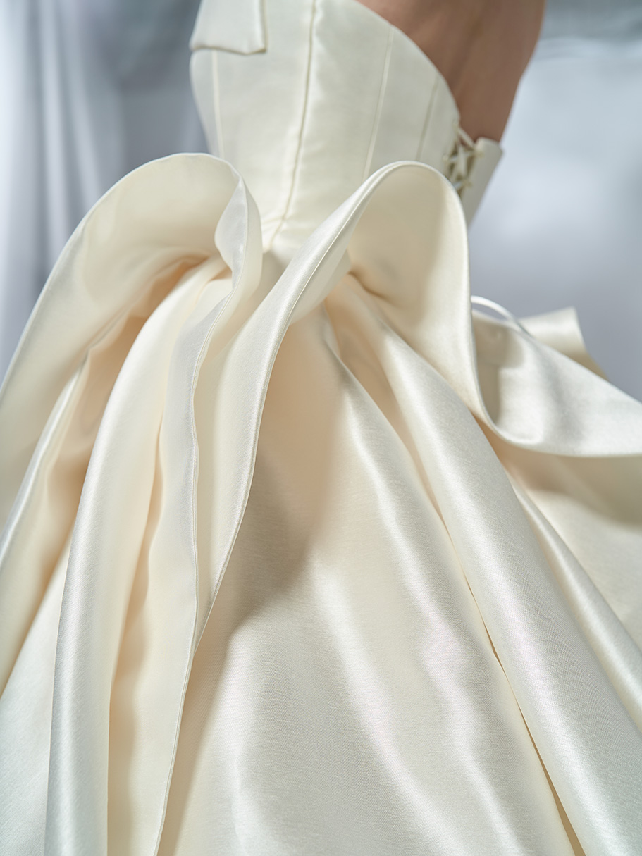 WEDDING DRESS(ウェディングドレス)Fala - ファラ -