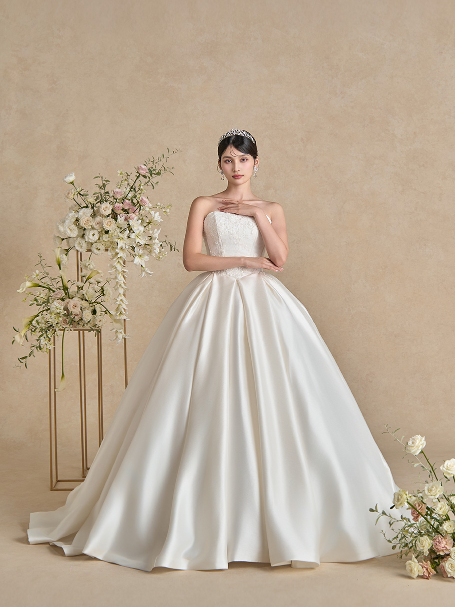 WEDDING DRESS(ウェディングドレス)Gina - ジーナ -