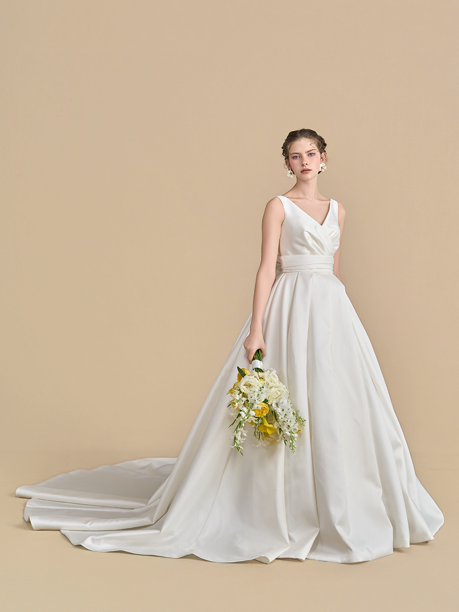 WEDDING DRESS(ウェディングドレス)Ideal - イデアル -