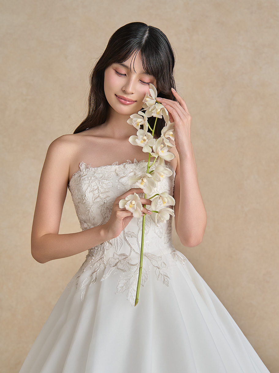 WEDDING DRESS(ウェディングドレス)Jessie - ジェシー -