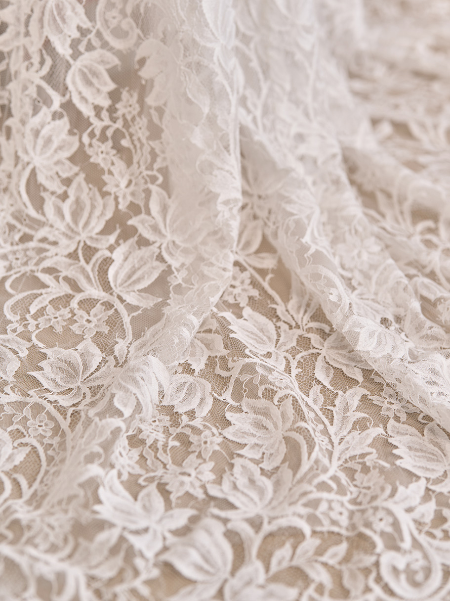 WEDDING DRESS(ウェディングドレス)Merletto - メルレット -