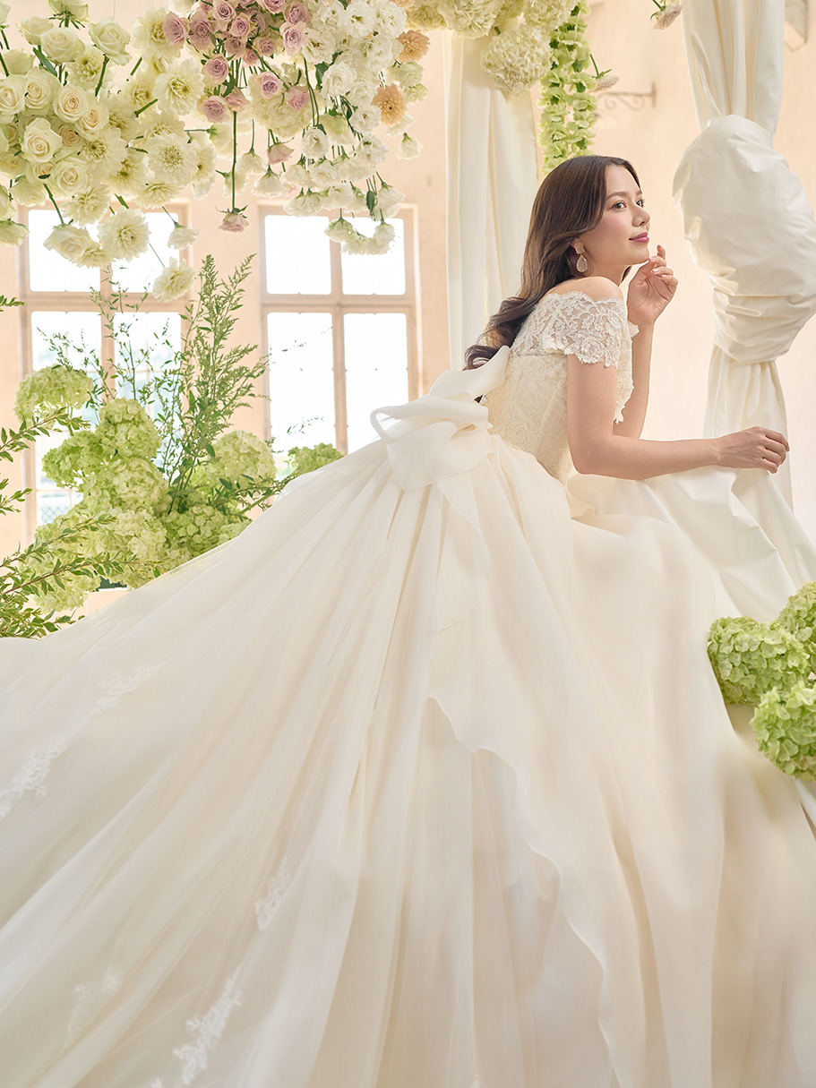 WEDDING DRESS(ウェディングドレス)Mina - ミーナ -