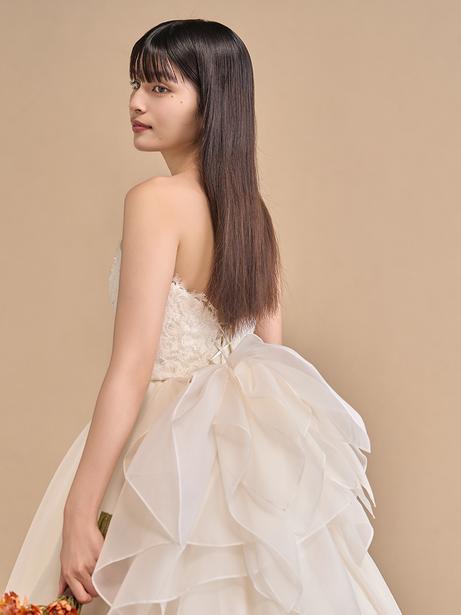 WEDDING DRESS(ウェディングドレス)Mona - モナ -