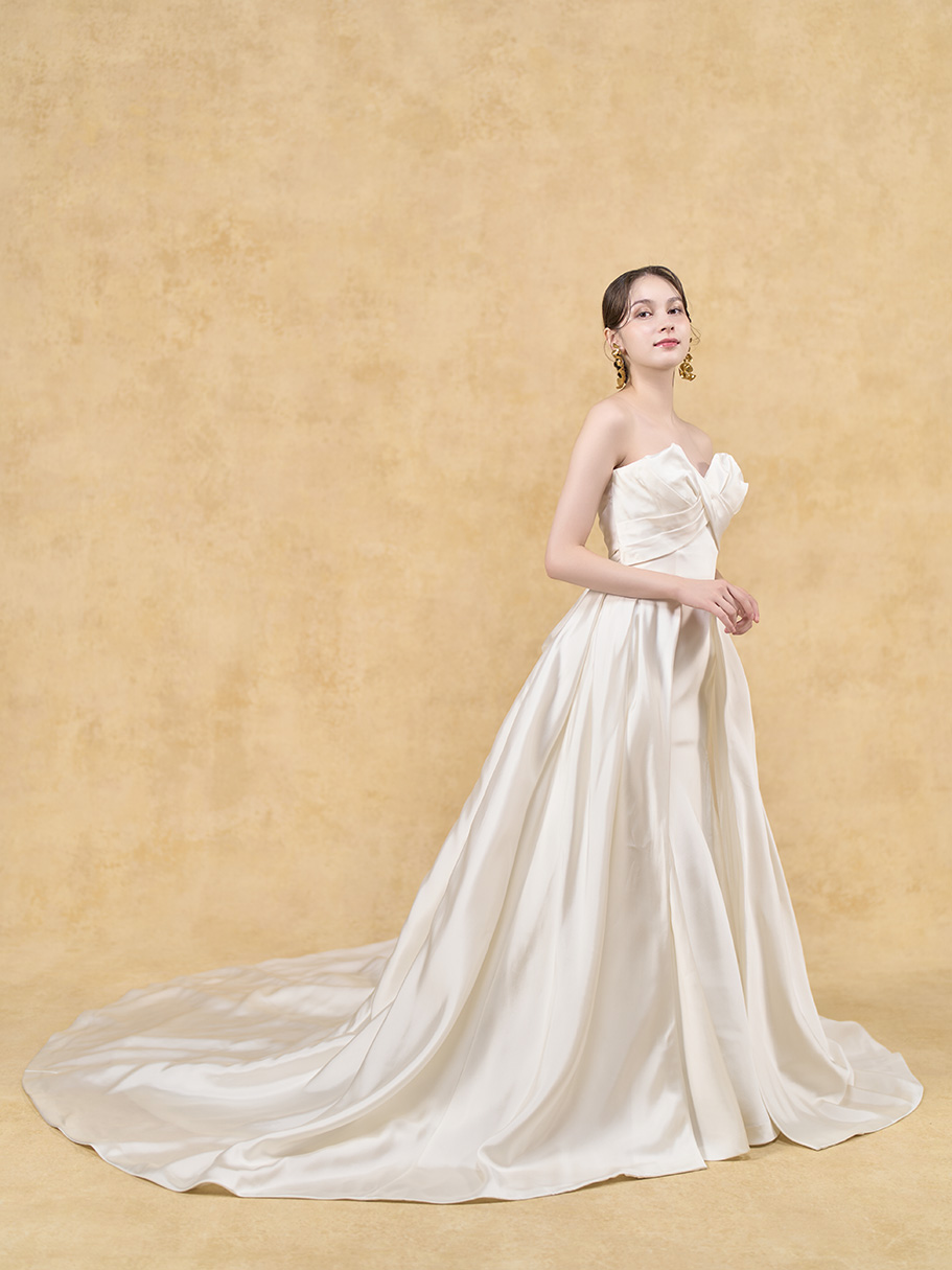 WEDDING DRESS(ウェディングドレス)Nina - ニナ -
