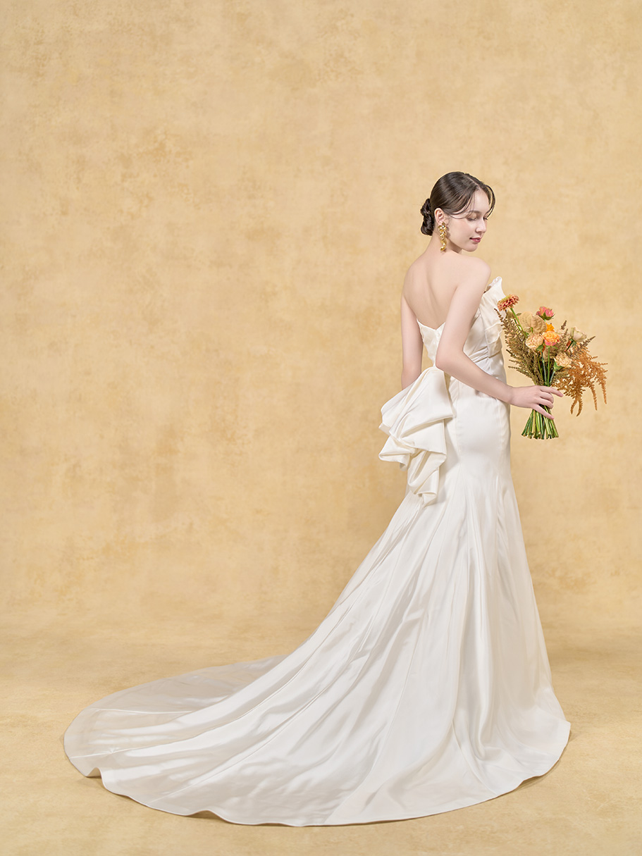 WEDDING DRESS(ウェディングドレス)Nina - ニナ -