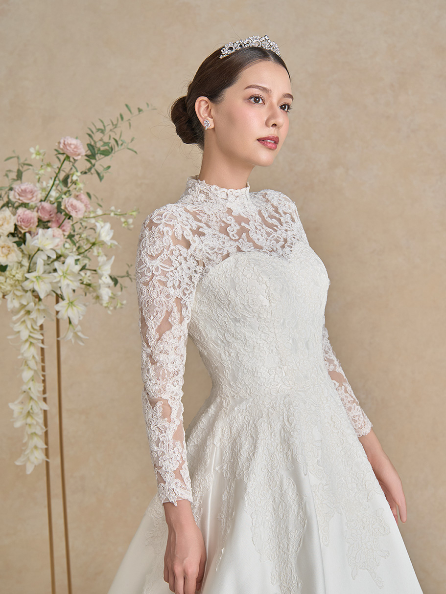 WEDDING DRESS(ウェディングドレス)Sarah - サラ -